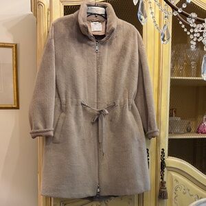 Cozy Women's Teddy Jacket in Tan